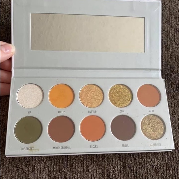 Morphe x Jaclyn Hill Armed & Dangerous Pallet - Picture 1 of 1
